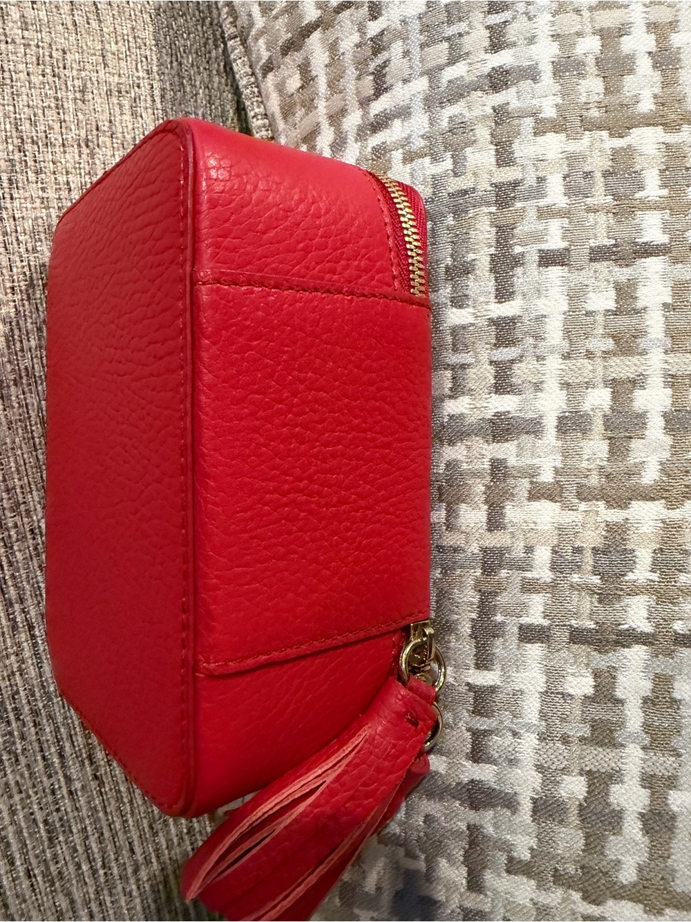 Cuyana Red Leather Travel Jewelry Case Jewelry Box Tassels EUC - Picture 5 of 11